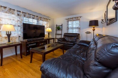 47 Shawmut St, Springfield, MA 01108 - photo 6