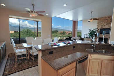 Triangle M RANCH KITCHEN