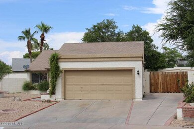 2 CAR GARAGE