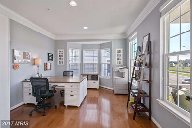 11825 Emerald Green Dr, Clarksburg, MD 20871 - photo 7