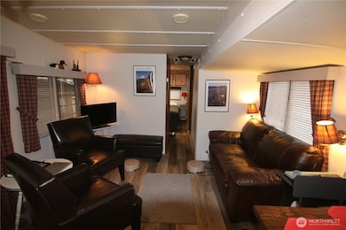 178 4 Christmas Tree Cir, Deming, WA 98244 - photo 6