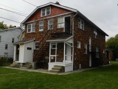 1282-84 Linwood 016