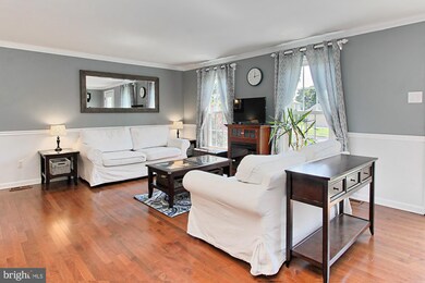 2610 Armada St, Herndon, VA 20171 - photo 5