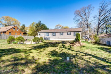 672 Julian Ct West Creek NJ-large-004-00