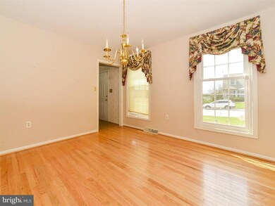 325 William Ln, Lancaster, PA 17602 - photo 7