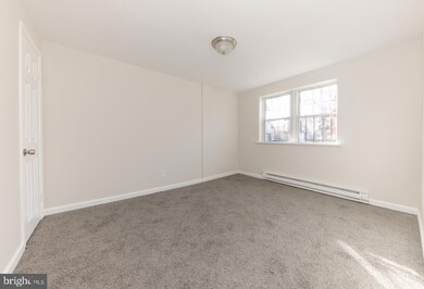 538 Pfeiffer St unit B, Camden, NJ 08105 - photo 4