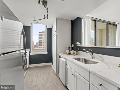 The Phoenix at Clarendon Metro unit 813, Arlington, VA 22201 - photo 2