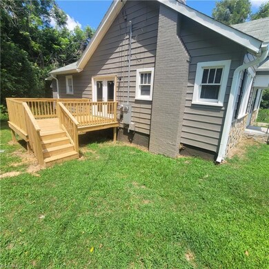 104 S Branch St, Reidsville, NC 27320 - photo 5