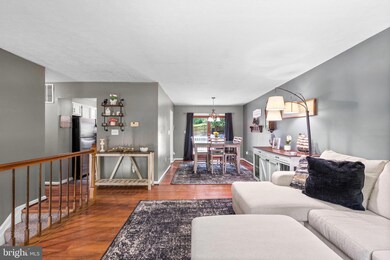 6150 Fairbourne Ct, Hanover, MD 21076 - photo 5