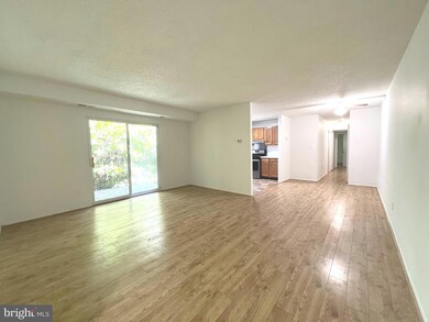 11919 Tarragon Rd unit G, Reisterstown, MD 21136 - photo 3