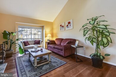 48 Tivoli Lake Ct, Silver Spring, MD 20906 - photo 5