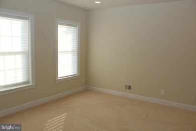 43604 Mckay Terrace, Chantilly, VA 20152 - photo 2