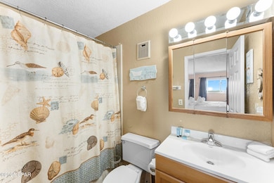 5-web-or-mls-8743 Thomas Dr 1502_04