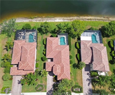 Bird's eye view of a pool