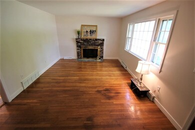 2 Beechnut St, Methuen, MA 01844 - photo 7