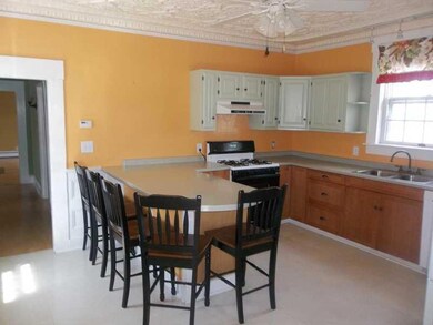 110 Washington St, Calais, ME 04619 - photo 2