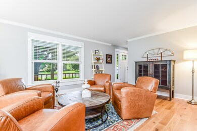 008-photo-living-room-6303251