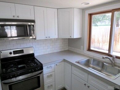 unlisted-address, Bend, OR 97702 - photo 5