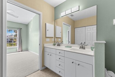 414 Laurel Lake Dr unit 203, Venice, FL 34292 - photo 4