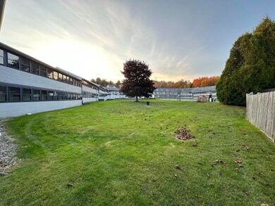 1072 Post Rd unit 103, Wells, ME 04090 - photo 3