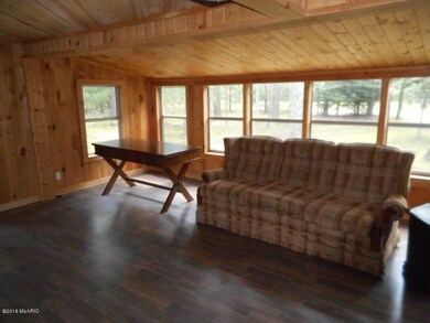 6582 W Pine Crest Dr, Baldwin, MI 49304 - photo 4