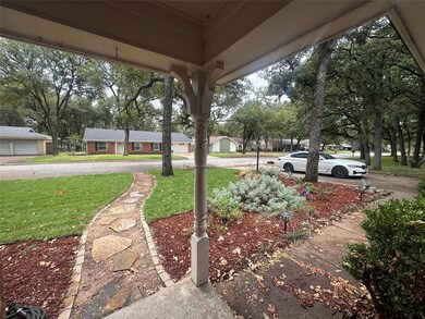 1312 Kathryn St, Hurst, TX 76053 - photo 4