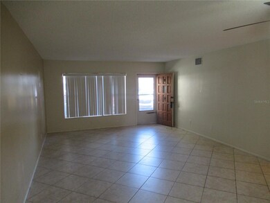 2402 Ecuadorian Way unit 8, Clearwater, FL 33763 - photo 4