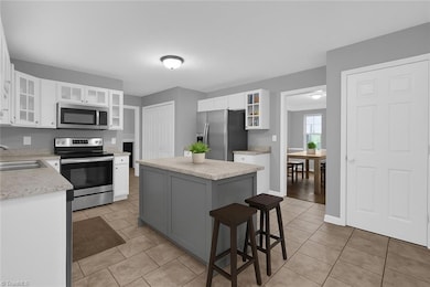 911 New Hampshire Dr, Jamestown, NC 27282 - photo 7