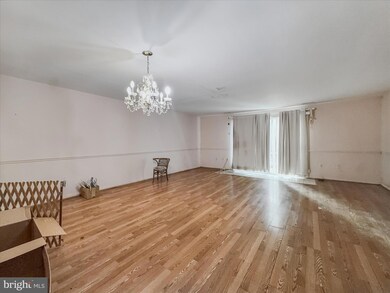 13 Cornbury Ct, Owings Mills, MD 21117 - photo 7