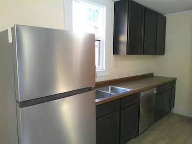 406 E Main St, Washington, IA 52353 - photo 5