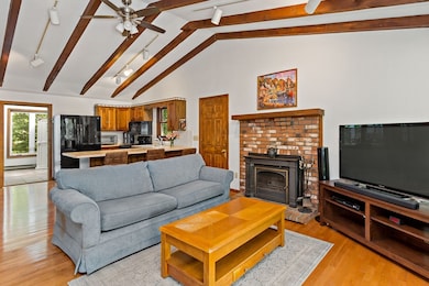 294 Salt Rock Rd, Barnstable, MA 02630 - photo 4