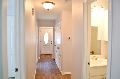 914 N Morris St, Gainesville, TX 76240 - photo 6