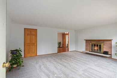 330 119th St SE, Everett, WA 98208 - photo 4