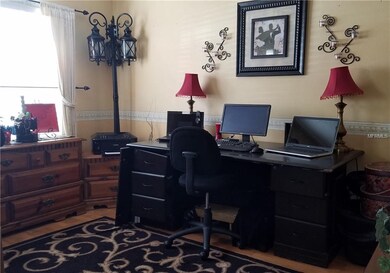 Dining/Office area