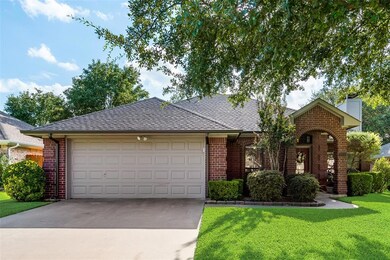 805 Oak Dr, Ennis, TX 75119 - photo 5