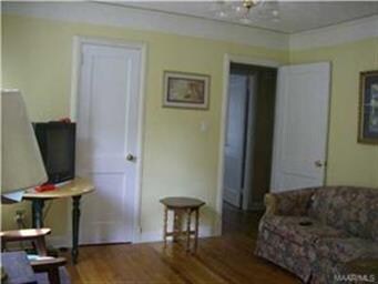3rd bedroom being used as a den
