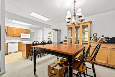 332 Chatham Cir, Warwick, RI 02886 - photo 7