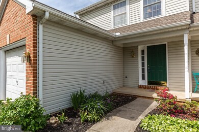 4044 Parkside Ct, Mount Joy, PA 17552 - photo 2