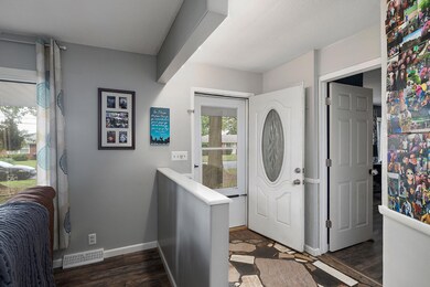 2609 Riverside