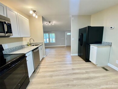 171 Arbor Dr, Statesville, NC 28677 - photo 7