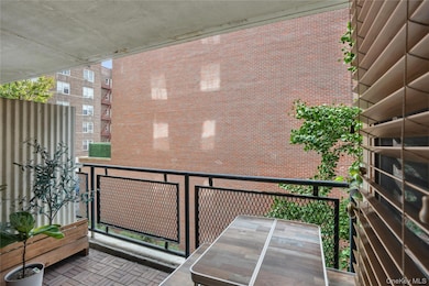 35-50 85th St unit 3D, Jackson Heights, NY 11372 - photo 3