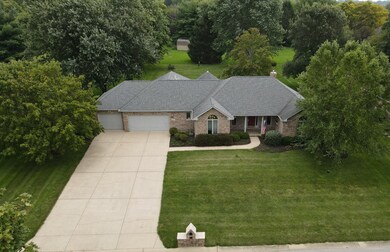 1723 Windmill Dr, Avon, IN 46123 - photo 3