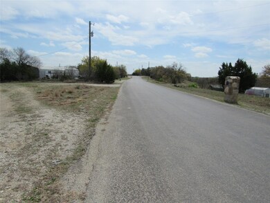 3717 Stonebridge Dr, Weatherford, TX 76085 - photo 3