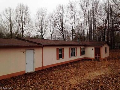 1635 Staleys Farm Rd, Asheboro, NC 27205 - photo 2