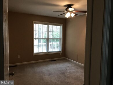 39975 Beach Dr, Mechanicsville, MD 20659 - photo 6