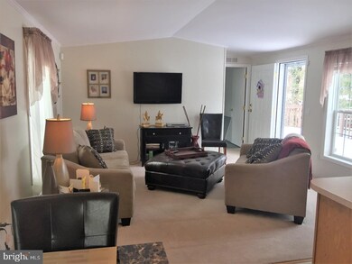 876 Latshaw Rd, Spring City, PA 19475 - photo 2