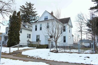 711 W 17th St, Davenport, IA 52804 - photo 3