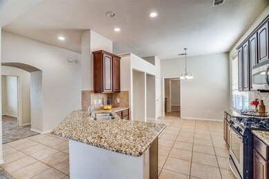 313 Highland Ridge Dr, Wylie, TX 75098 - photo 3