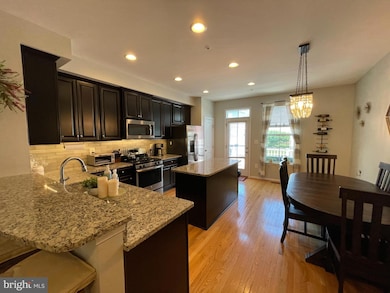 41746 McMonagle Square, Aldie, VA 20105 - photo 3