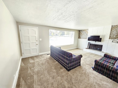 2410 W 11400 S, South Jordan, UT 84095 - photo 4